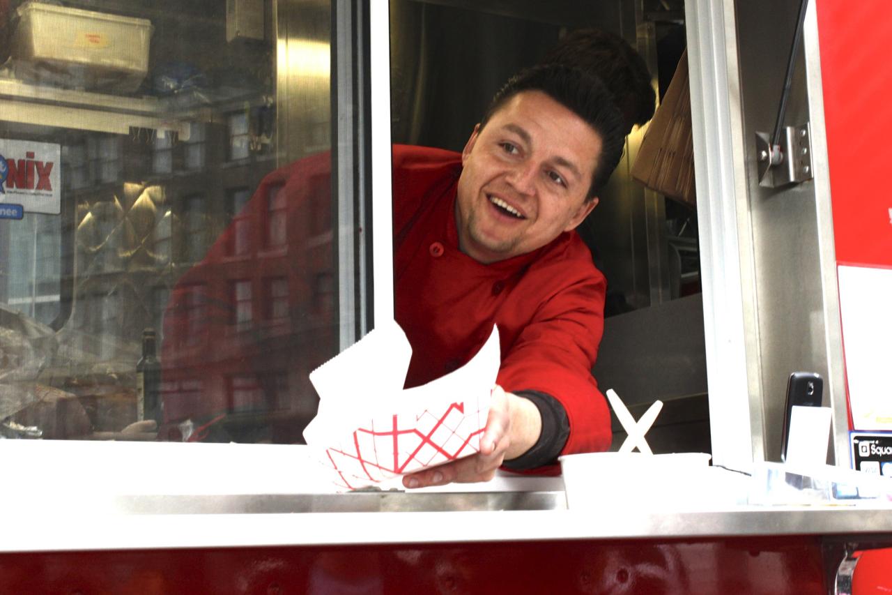 Learn How to Start a Food Truck