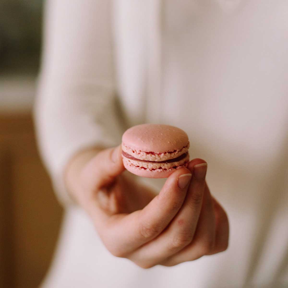 Premium Photo | Woman take a picture with mobile phone before having ...